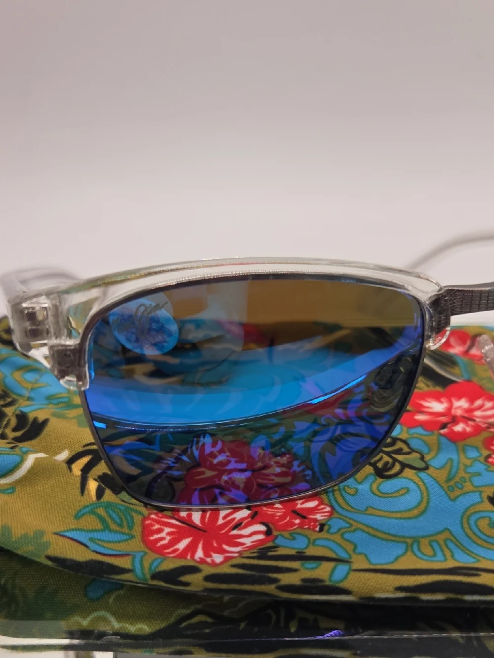 Maui Jim Kawika MJ B257 05CR Clear Frame Blue Mirrored Lens Sunglasses